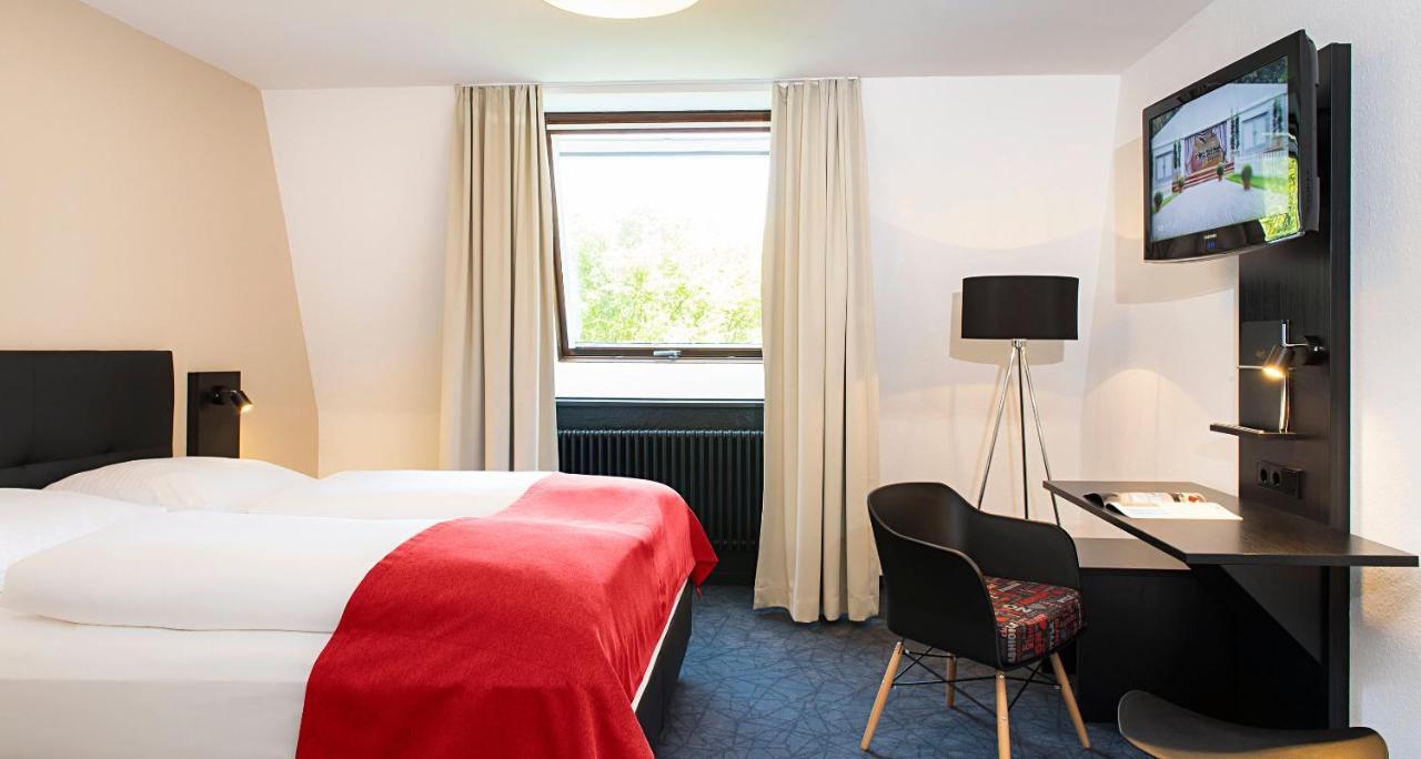 Victor'S Residenz-Hotel Muenchen Unterschleissheim Extérieur photo